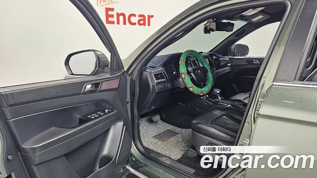 KGM Rexton 2023 thumb 10