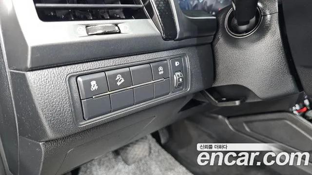 KGM Rexton 2023 thumb 6