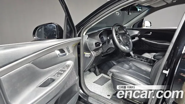 Hyundai Santa Fe 2019 thumb 8
