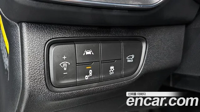 Hyundai Santa Fe 2019 thumb 3