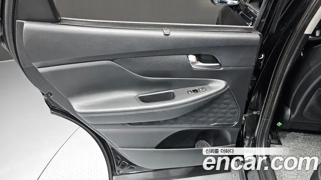 Hyundai Santa Fe 2019 thumb 6