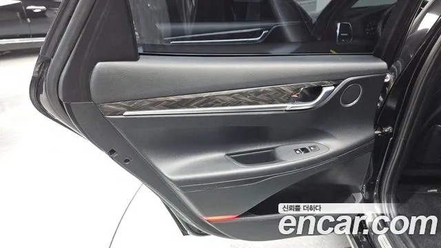 Hyundai Grandeur 2017 thumb 9