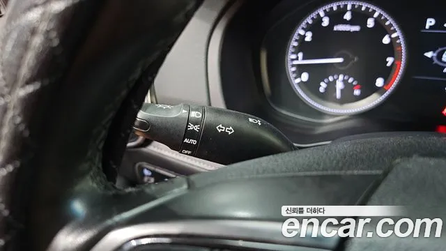 Hyundai Grandeur 2017 thumb 12