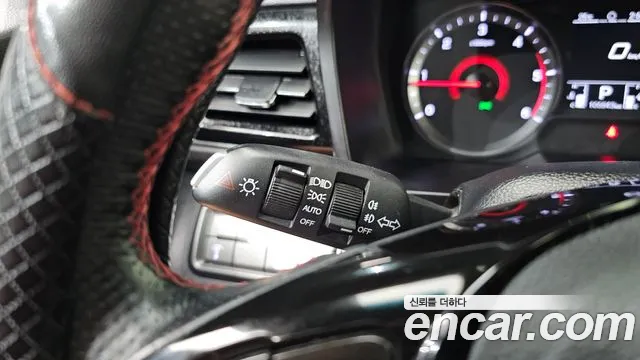 KGM Tivoli 2019 thumb 6