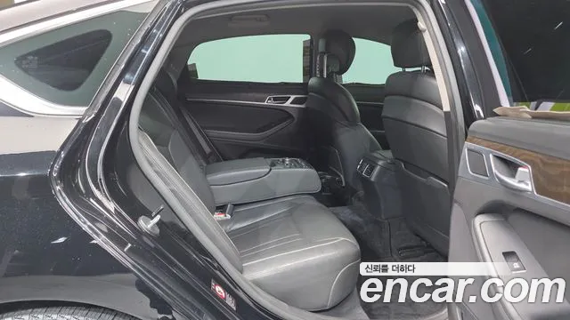 Hyundai Genesis 2015 thumb 10