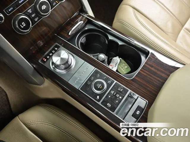 Land Rover Range Rover 2015 thumb 9