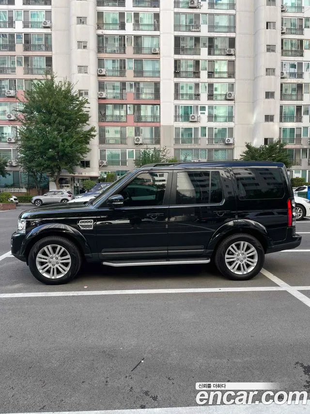 Land Rover Discovery 2016 thumb 3