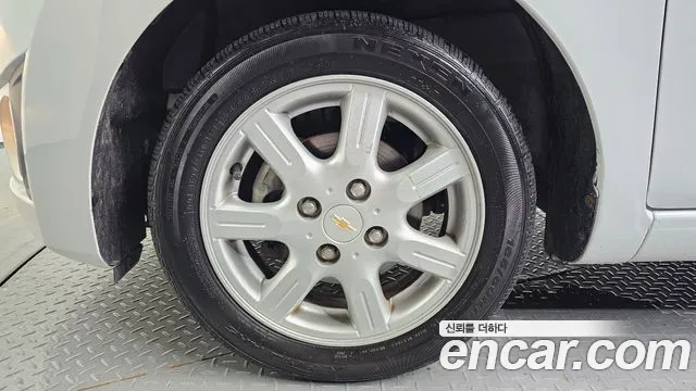 Chevrolet Spark 2011 thumb 9