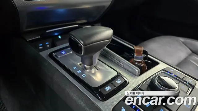 Genesis G80 2016 thumb 4