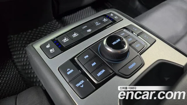 Genesis G80 2016 thumb 5