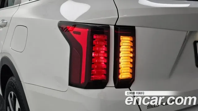 Kia Sorento 2022 thumb 3