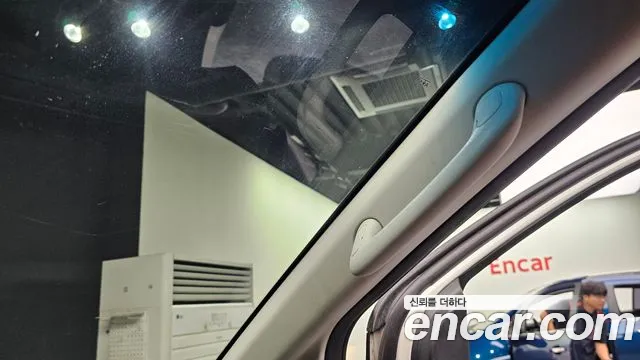Hyundai Staria 2022 thumb 11
