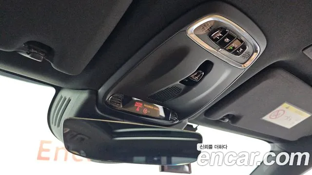 Volvo XC60 2019 thumb 6