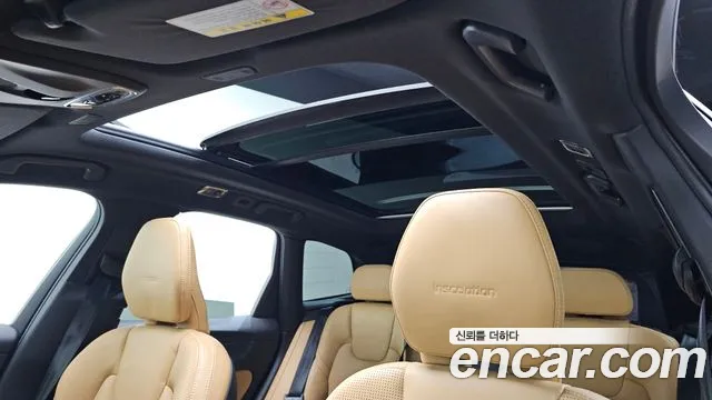 Volvo XC60 2019 thumb 11