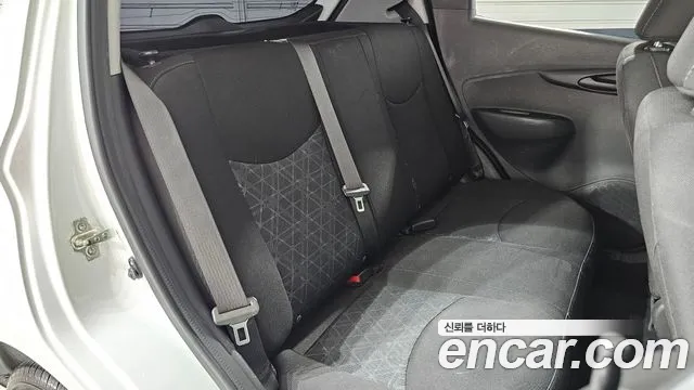 Chevrolet Spark 2019 thumb 2