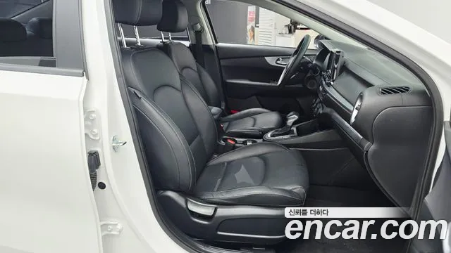 Kia K3 2022 thumb 2