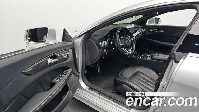 Mercedes-Benz CLS 2015 thumb 9