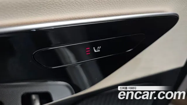 Mercedes-Benz E-Class 2026 thumb 6