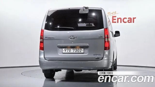 Hyundai Staria 2011 thumb 4