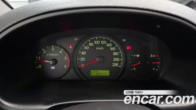 Hyundai Staria 2011 thumb 11