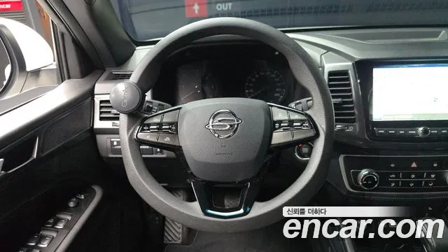 KGM Rexton 2023 thumb 11