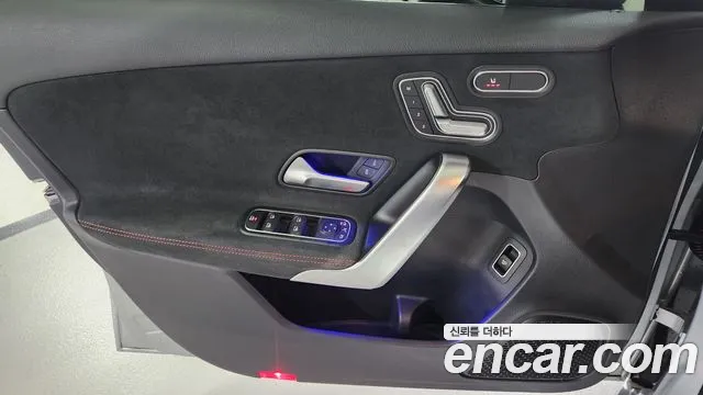 Mercedes-Benz A-Class 2021 thumb 6