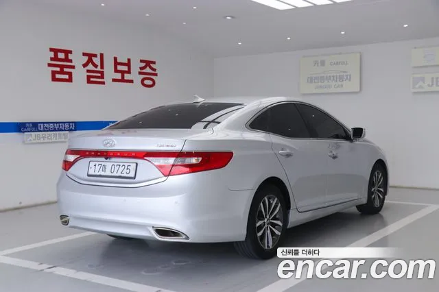Hyundai Grandeur 2011 thumb 11