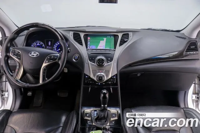 Hyundai Grandeur 2011 thumb 9