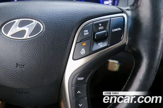 Hyundai Grandeur 2011 thumb 12