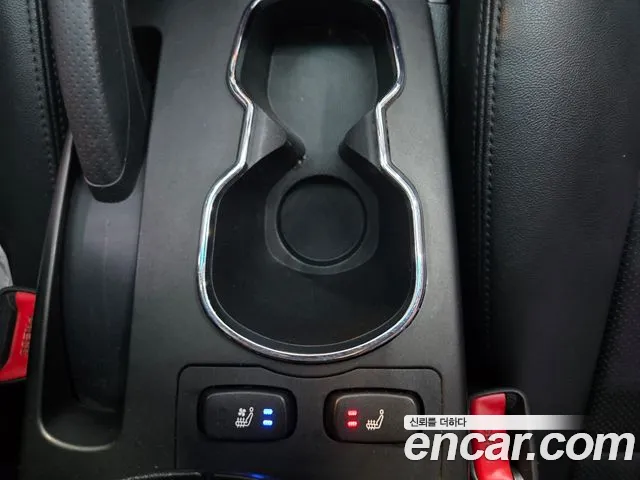 KGM Korando 2015 thumb 4