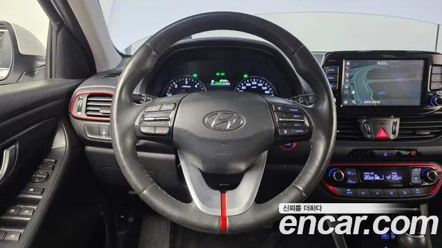Hyundai i30 2018 thumb 3