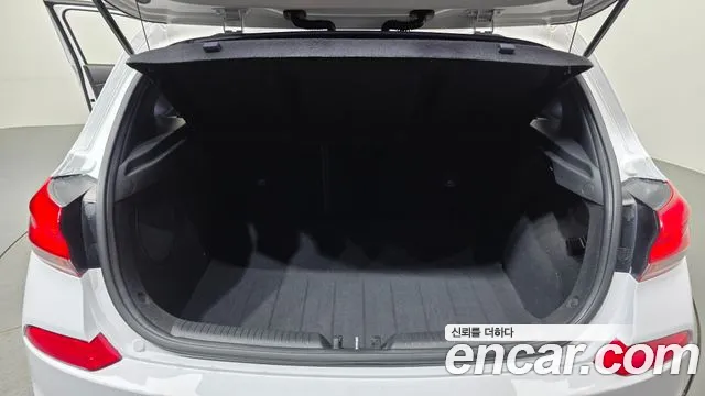 Hyundai i30 2018 thumb 5