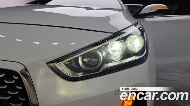 Hyundai i30 2018 thumb 12