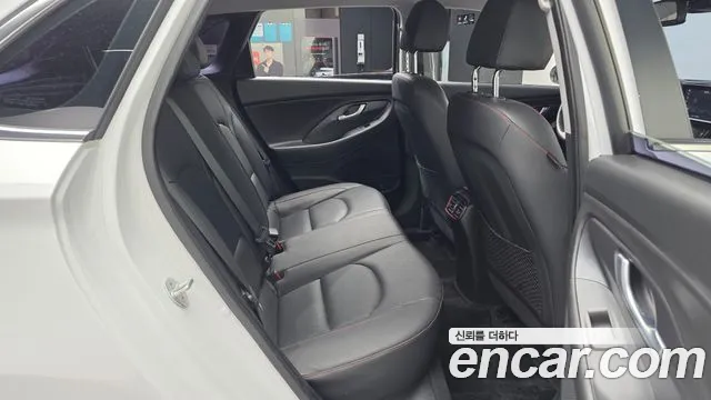 Hyundai i30 2018 thumb 11