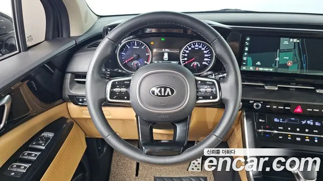 Kia Carnival 2021 thumb 8