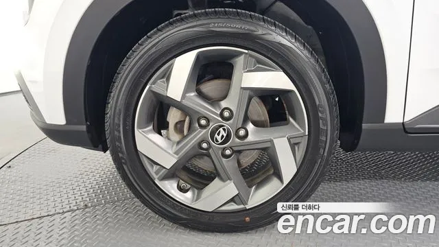 Hyundai Venue 2019 thumb 9