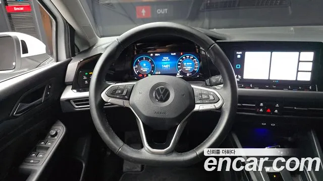 Volkswagen Golf 2022 thumb 6