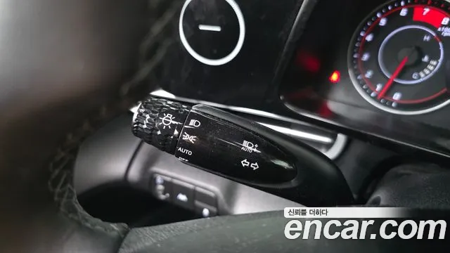 Hyundai Elantra 2020 thumb 5