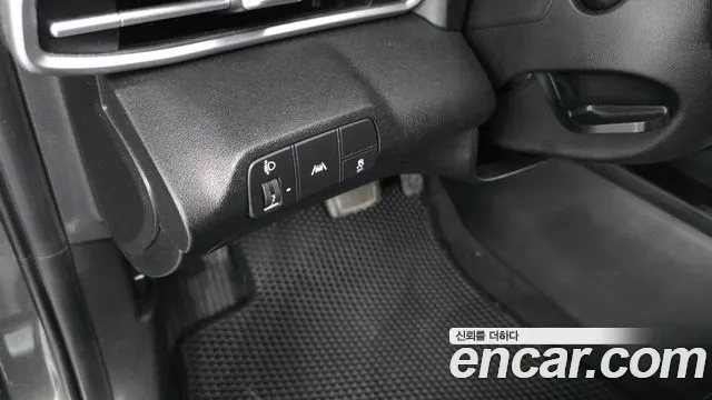 Hyundai Elantra 2020 thumb 3