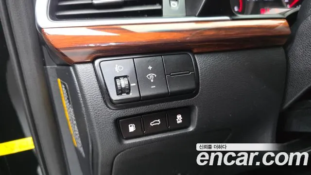 Kia K7 2016 thumb 10