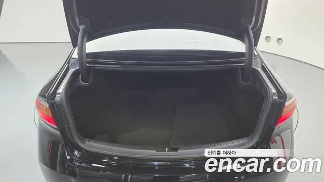 Kia K7 2016 thumb 4
