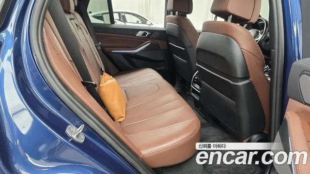 BMW X5 2021 thumb 9