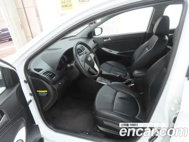 Hyundai Accent 2015 thumb 6
