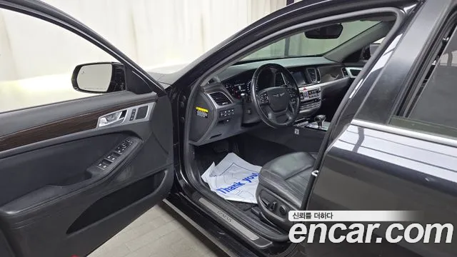 Genesis G80 2018 thumb 2