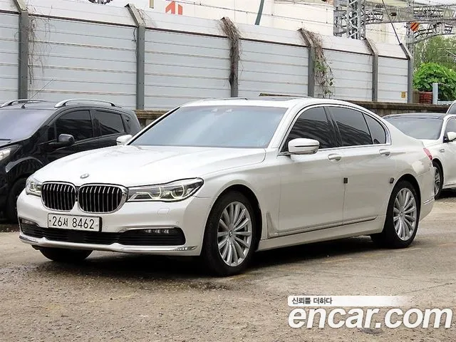 BMW 7 серии 2016 thumb 11
