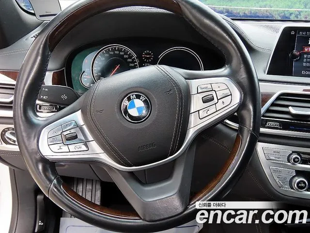 BMW 7 серии 2016 thumb 10