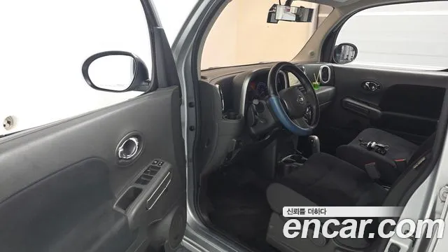 Nissan Cube 2011 thumb 8