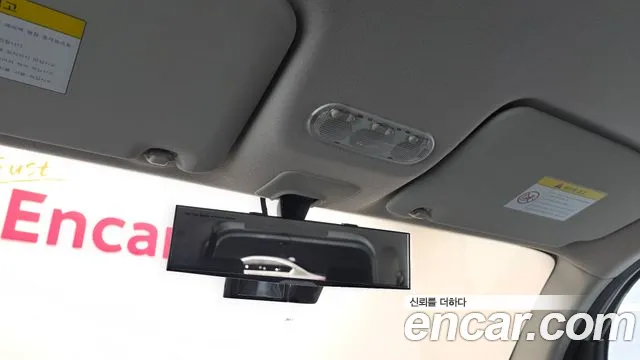 Nissan Cube 2011 thumb 10