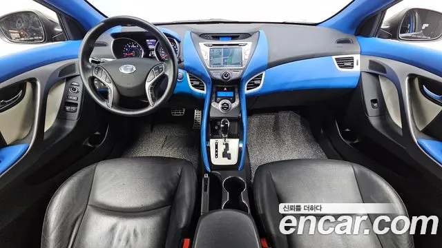 Hyundai Avante 2013 thumb 4