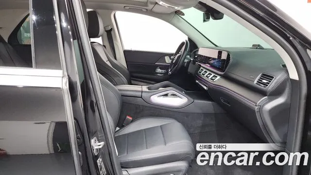 Mercedes-Benz E-Класс 2024 thumb 7